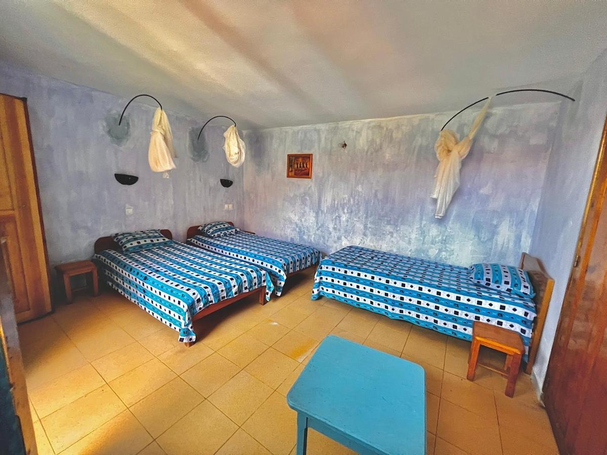 Flyfishes Hotel Saint-Louis Buitenkant foto